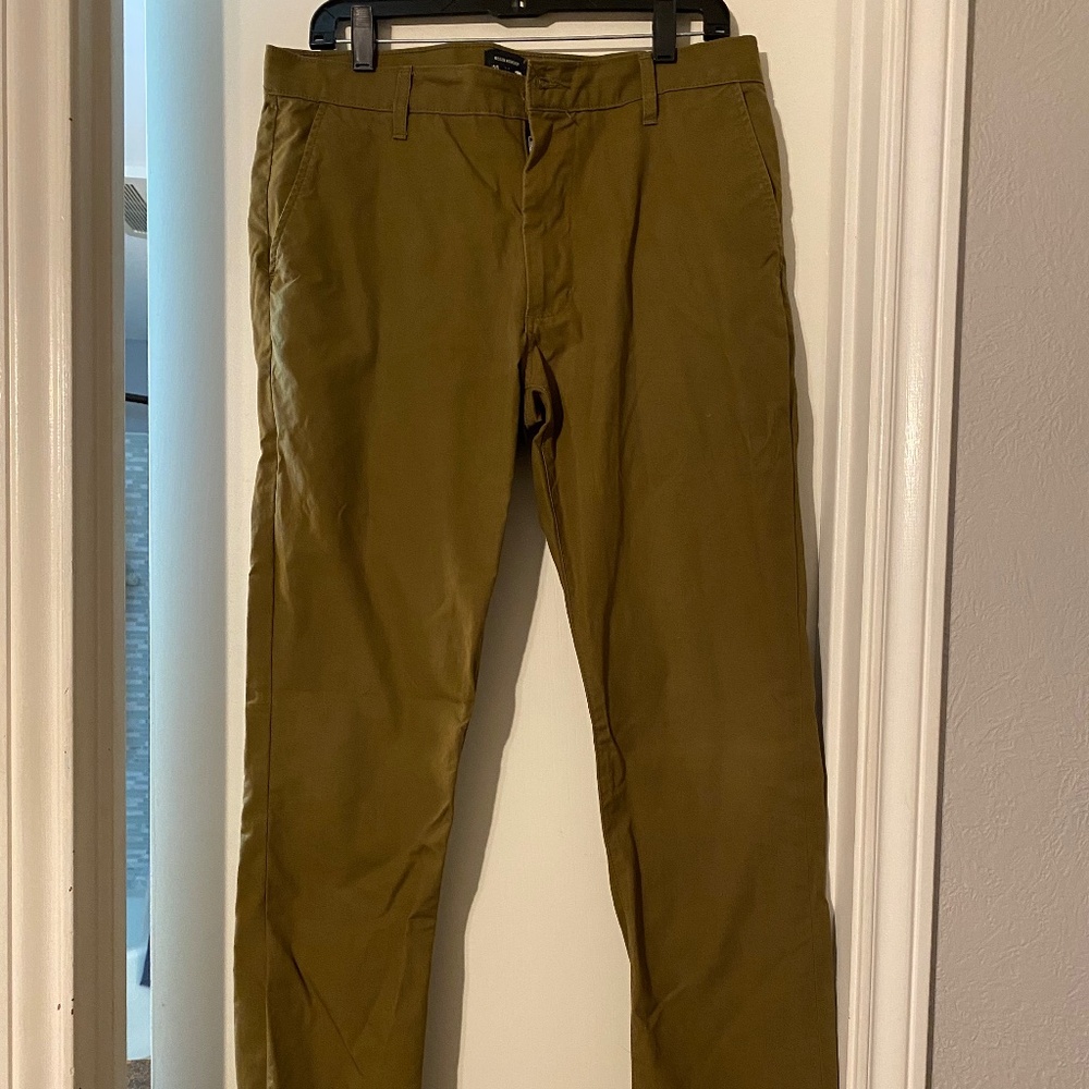 Taylor Stitch brand, men’s size 34 pants, like new